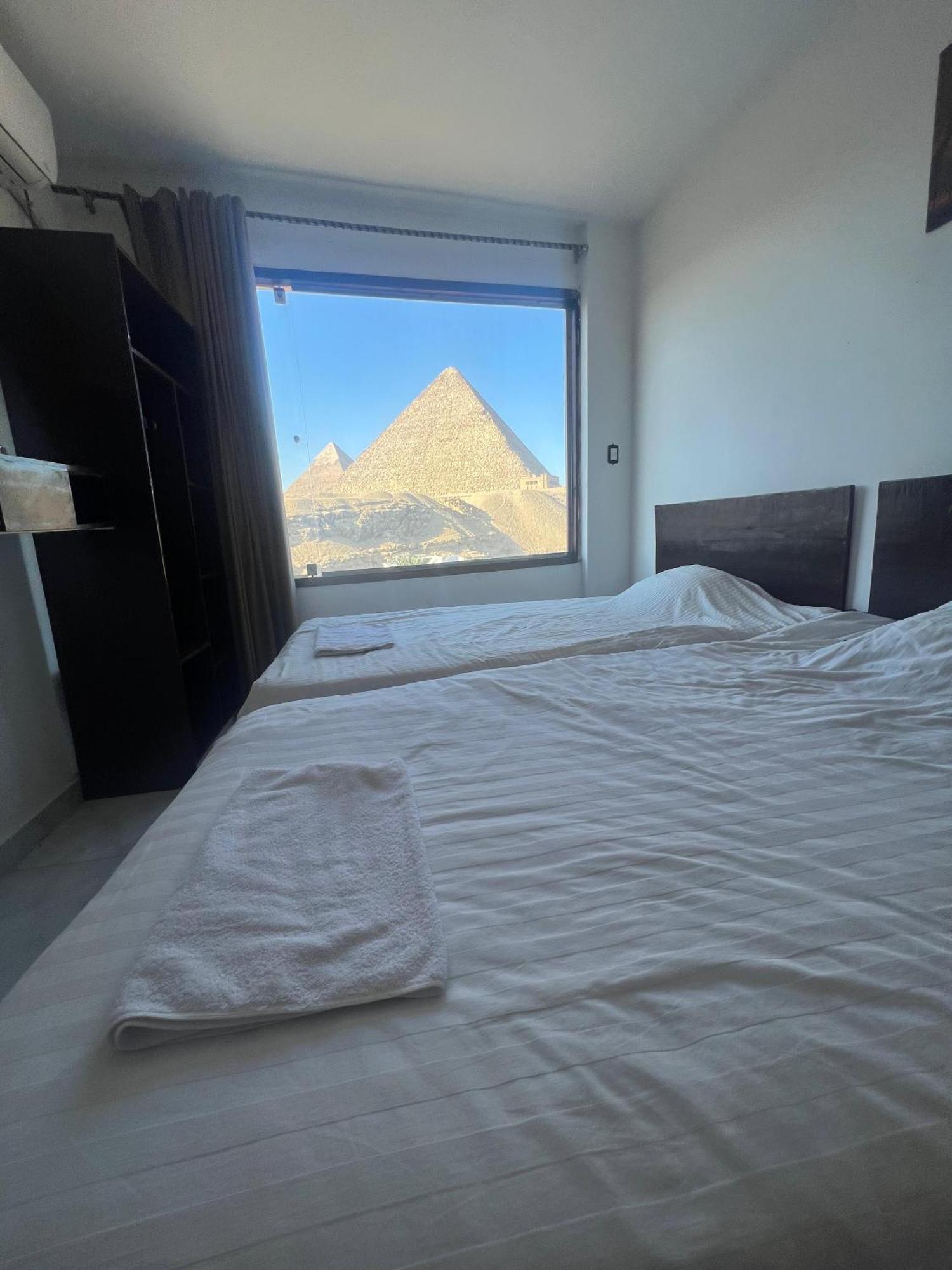 New Asia Pyramids View Kafret el-Gabal المظهر الخارجي الصورة